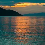 By The Sea Luxury * לימנאס