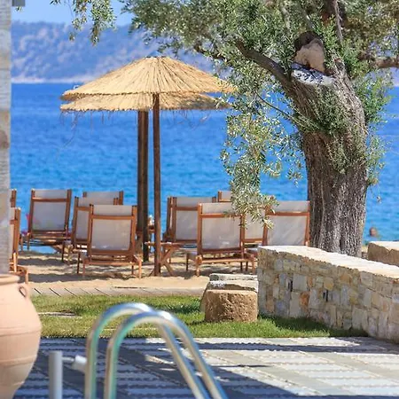 By The Sea Luxury Liménasz