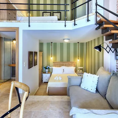 By The Sea Luxury Apartman Liménasz