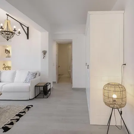 Apartment By The Sea Luxury