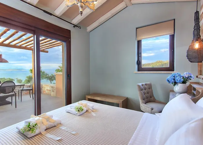 By The Sea Luxury Apartman *