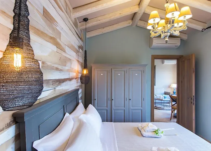 Apartman By The Sea Luxury Liménasz