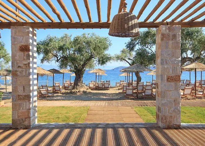 By The Sea Luxury לימנאס