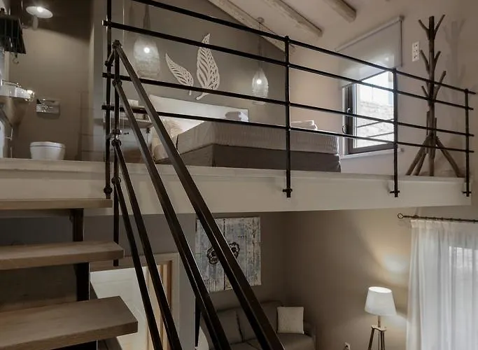 By The Sea Luxury لايميناس