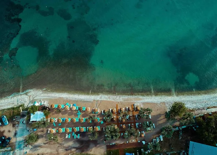 By The Sea Luxury لايميناس